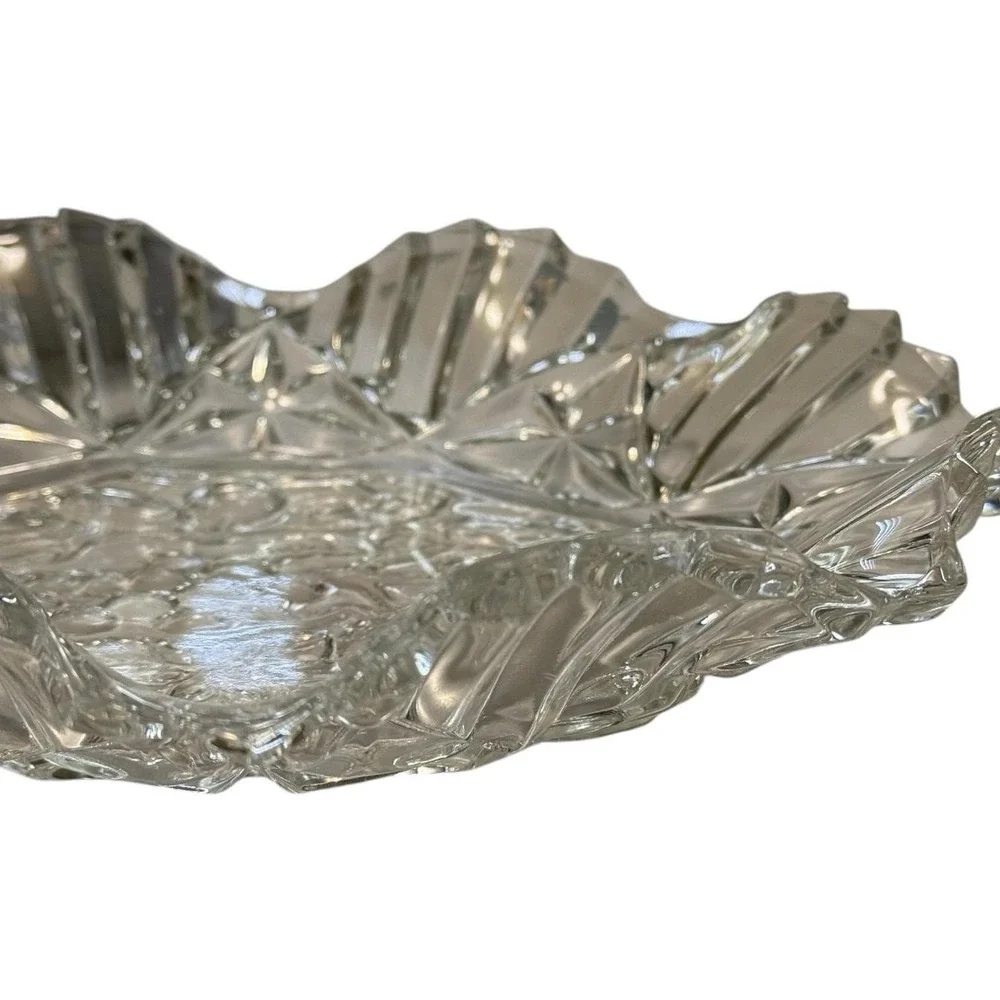 Vintage Clear Pressed Glass Fruit Bowl Grapes Apple Pear Starburst Scalloped 11